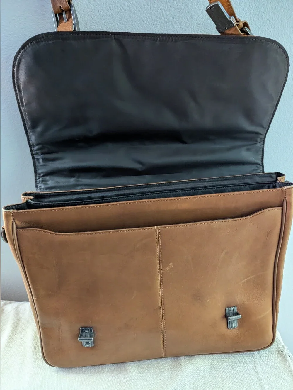 Heritage Colombian Genuine Leather 16